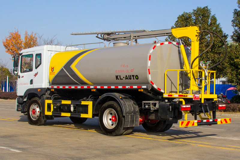 东风D9铁路抑尘车 12.5方