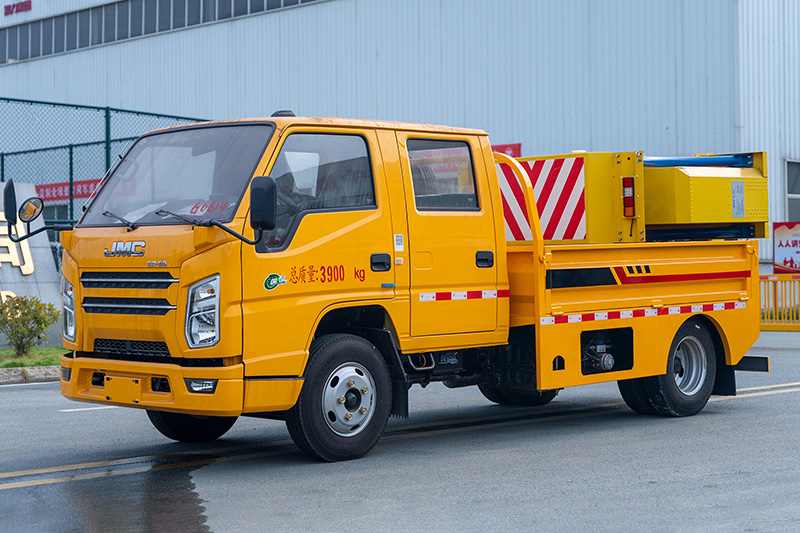 江铃顺达二级翻转防撞车(2000kg-70km/h)