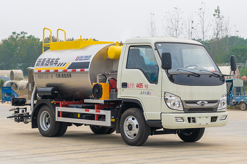 福田小卡之星3（3方）沥青洒布车