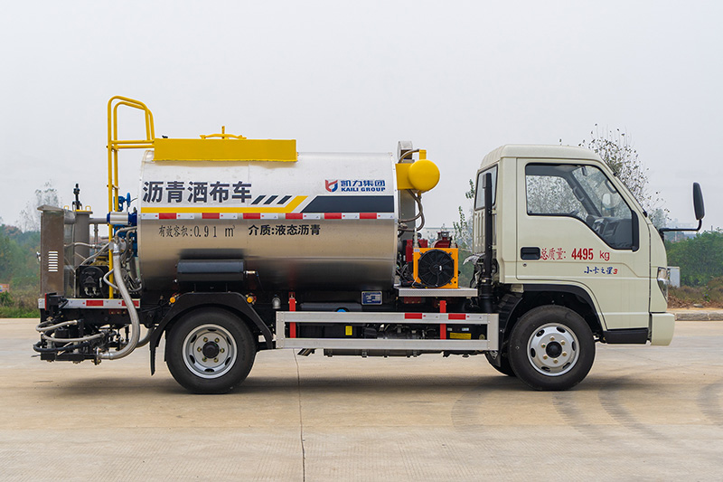 福田小卡之星3（3方）沥青洒布车