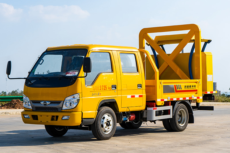 福田小卡之星3防撞车(2000kg-70km/h)