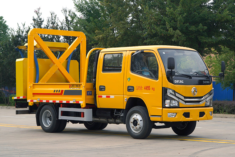 东风小多利卡防撞车(2000kg-70km/h)
