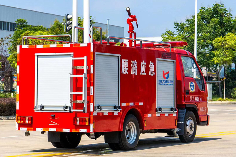福田小卡之星2消防洒水车
