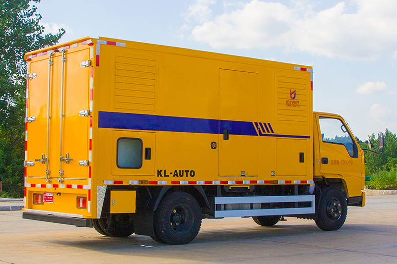 江铃顺达100KW移动电源车