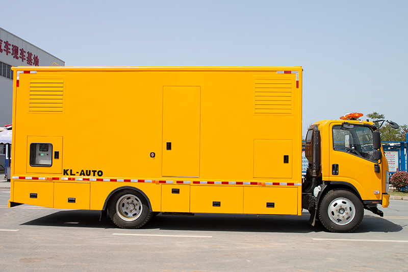 五十铃移动电源车200KW