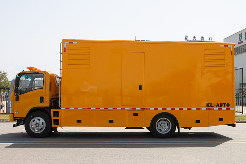 五十铃移动电源车200KW