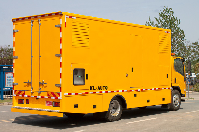五十铃移动电源车200KW