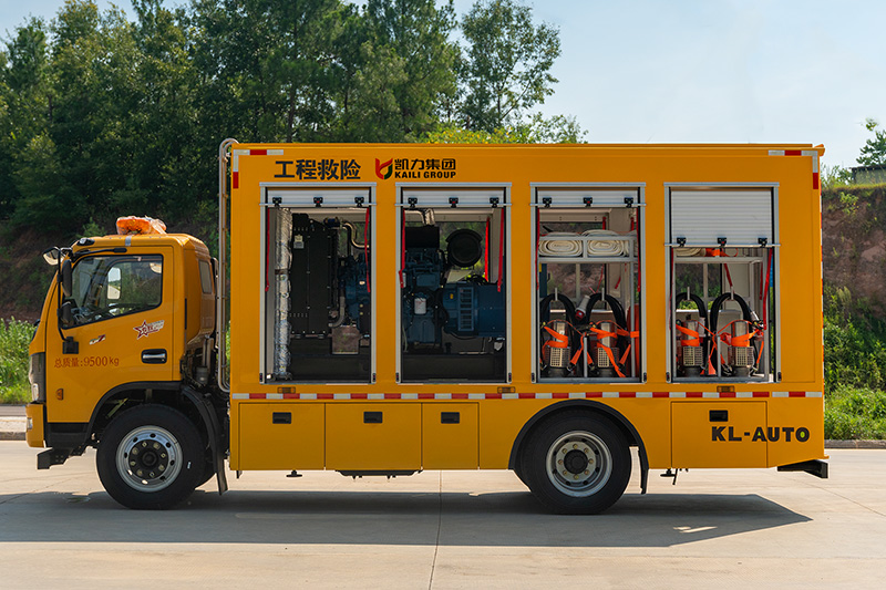 东风多利卡抢险救援车（500方）