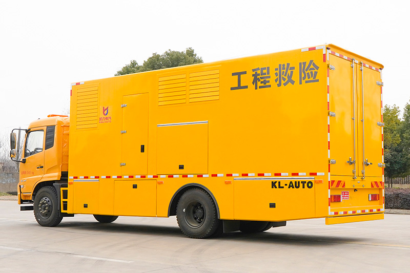 东风天锦抢险救援车（3000方 4000方排水车）