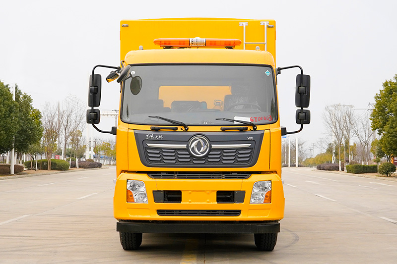 东风天锦抢险救援车（3000方 4000方排水车）