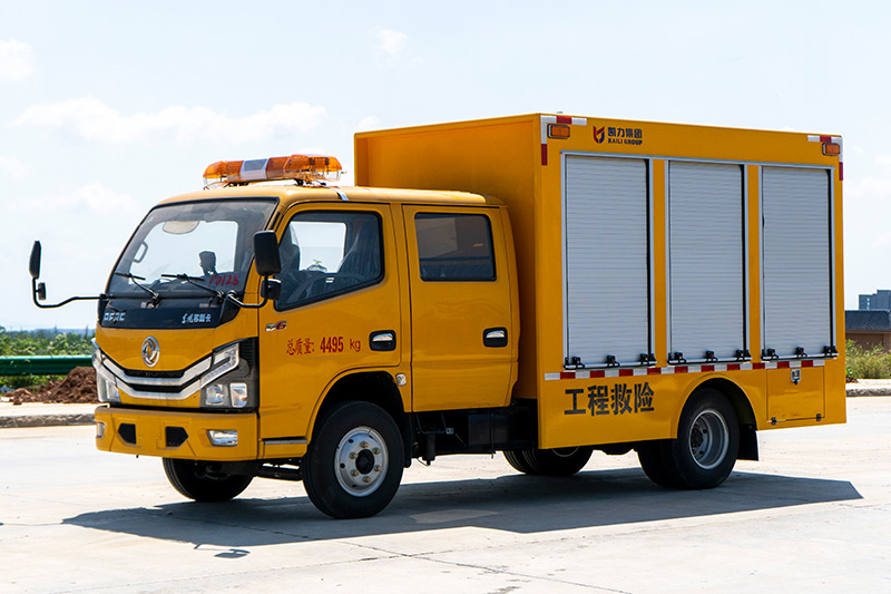 东风小多利卡双排救险车（500方 1000方）