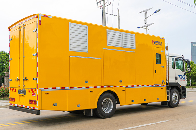 重汽豪沃排水车（4000方）